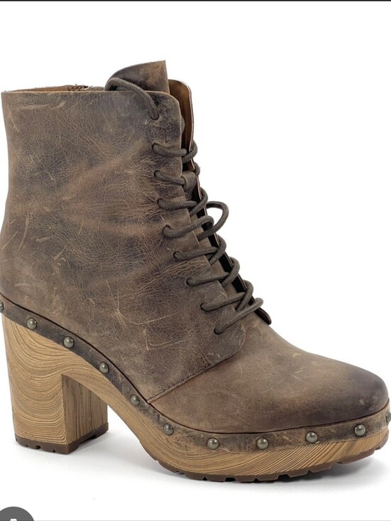 Kork-Ease Shoes - Kork-Ease Brown Leather Lace-Up Platform Booties Shearborn 7.5 Boho Clog Boot